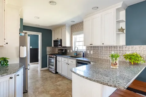 52 Plum Lane Belgrade ME 04917