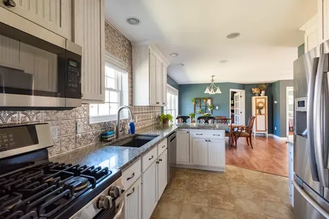 52 Plum Lane Belgrade ME 04917