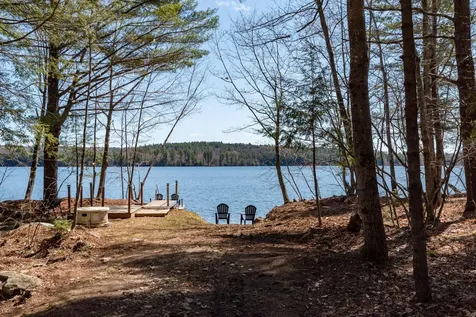 52 Plum Lane Belgrade ME 04917