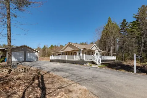 52 Plum Lane Belgrade ME 04917