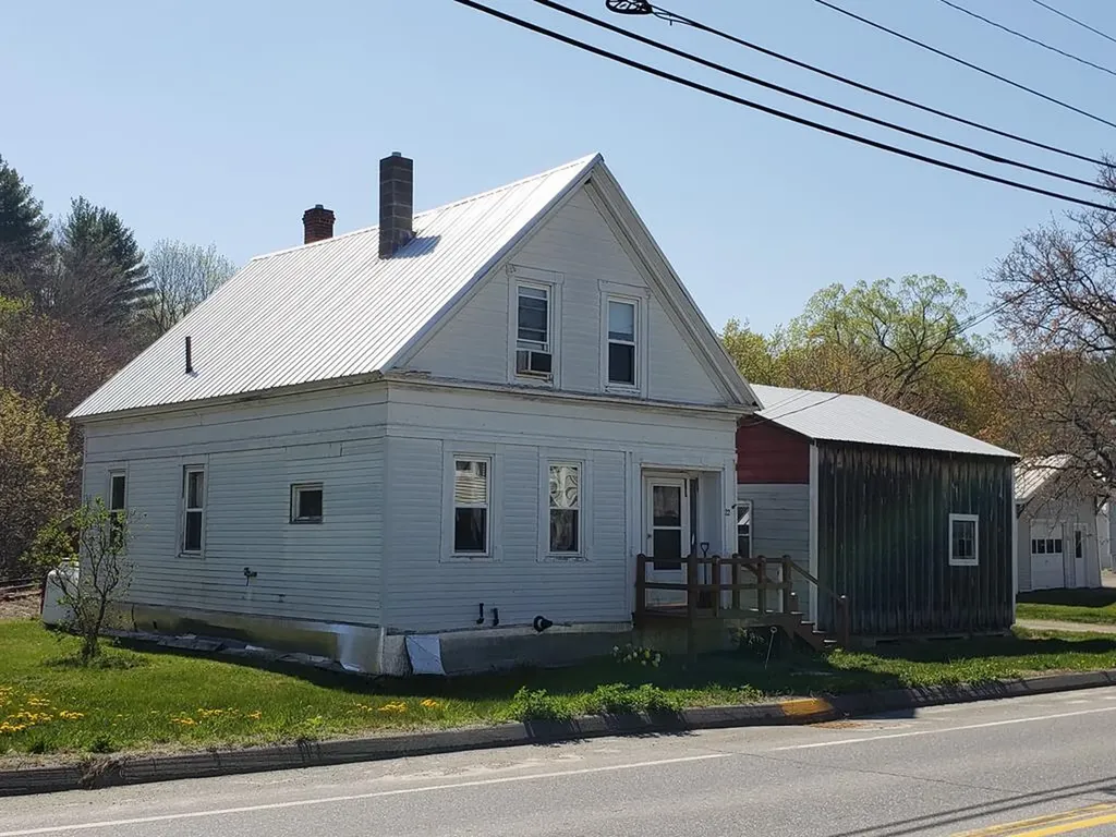 22 Mechanic Street Norridgewock ME 04957