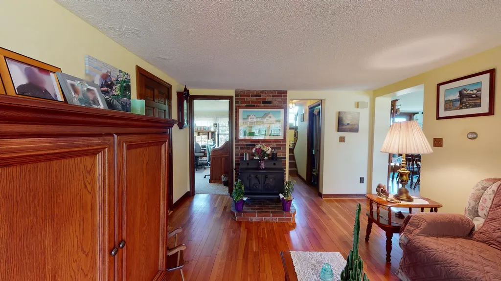 833 Summer Street Auburn ME 04210