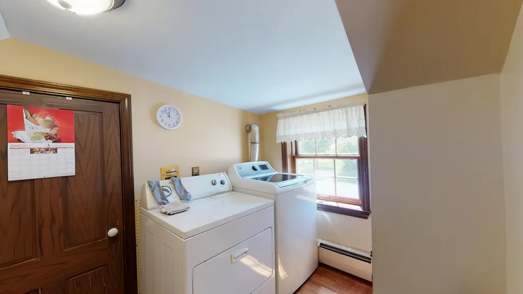833 Summer Street Auburn ME 04210