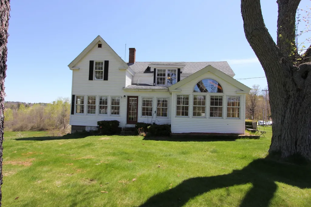 833 Summer Street Auburn ME 04210
