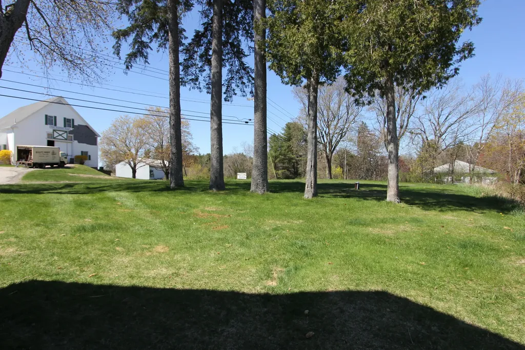 833 Summer Street Auburn ME 04210