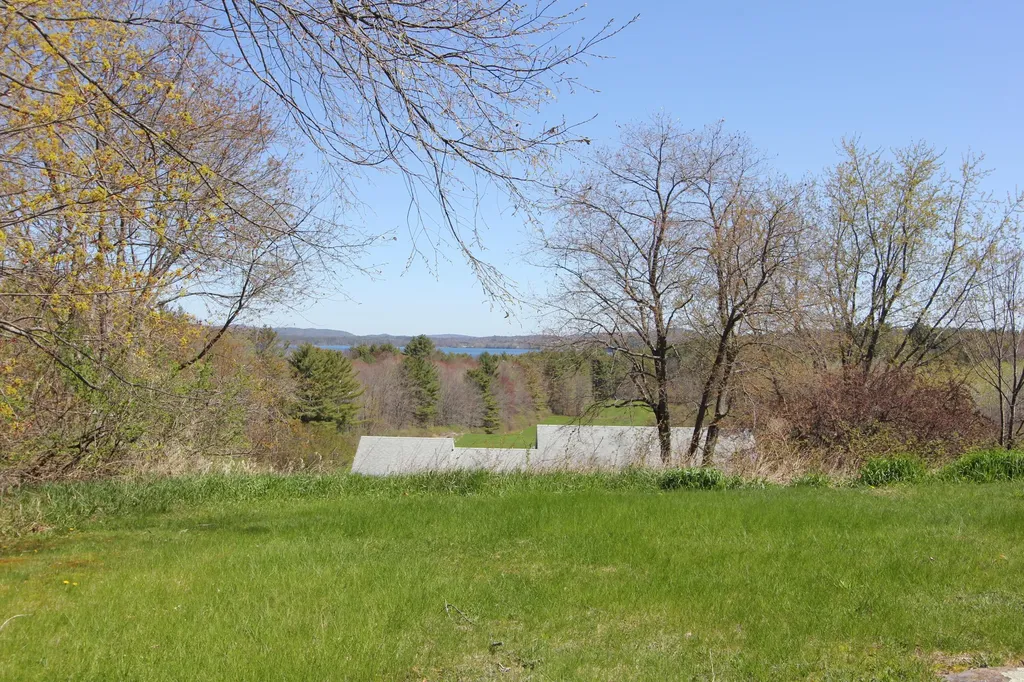 833 Summer Street Auburn ME 04210