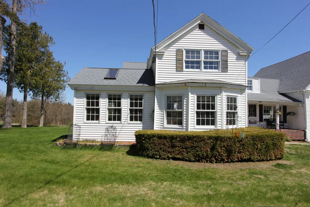 833 Summer Street Auburn ME 04210
