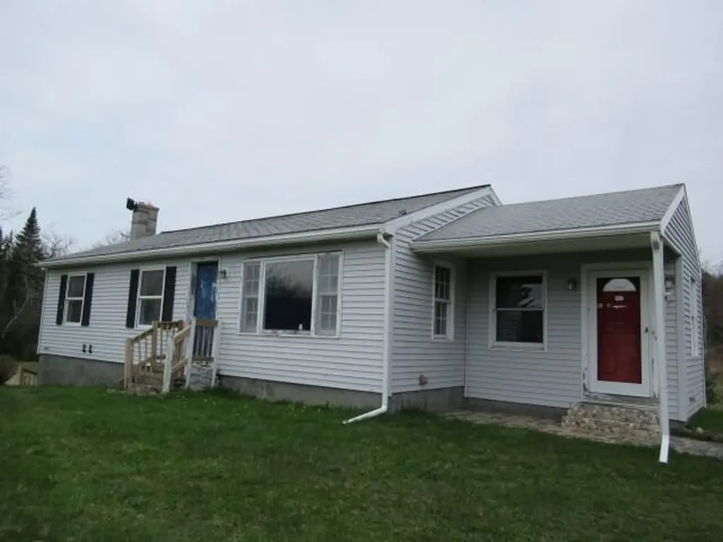 MLS: 1527879