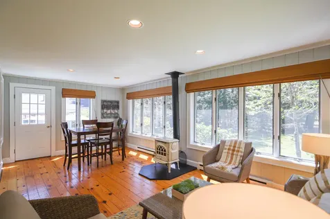 104 Hardy Road Falmouth ME 04105