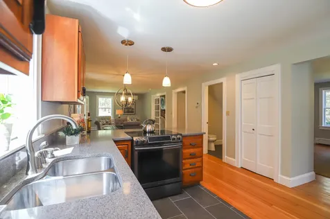 104 Hardy Road Falmouth ME 04105