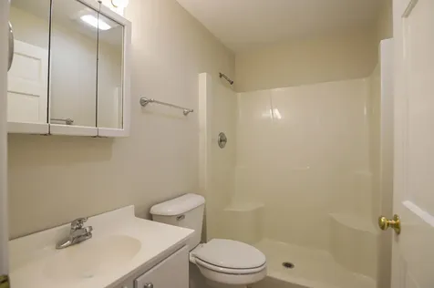 104 Hardy Road Falmouth ME 04105