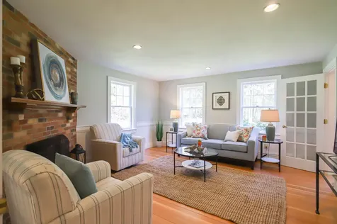 104 Hardy Road Falmouth ME 04105