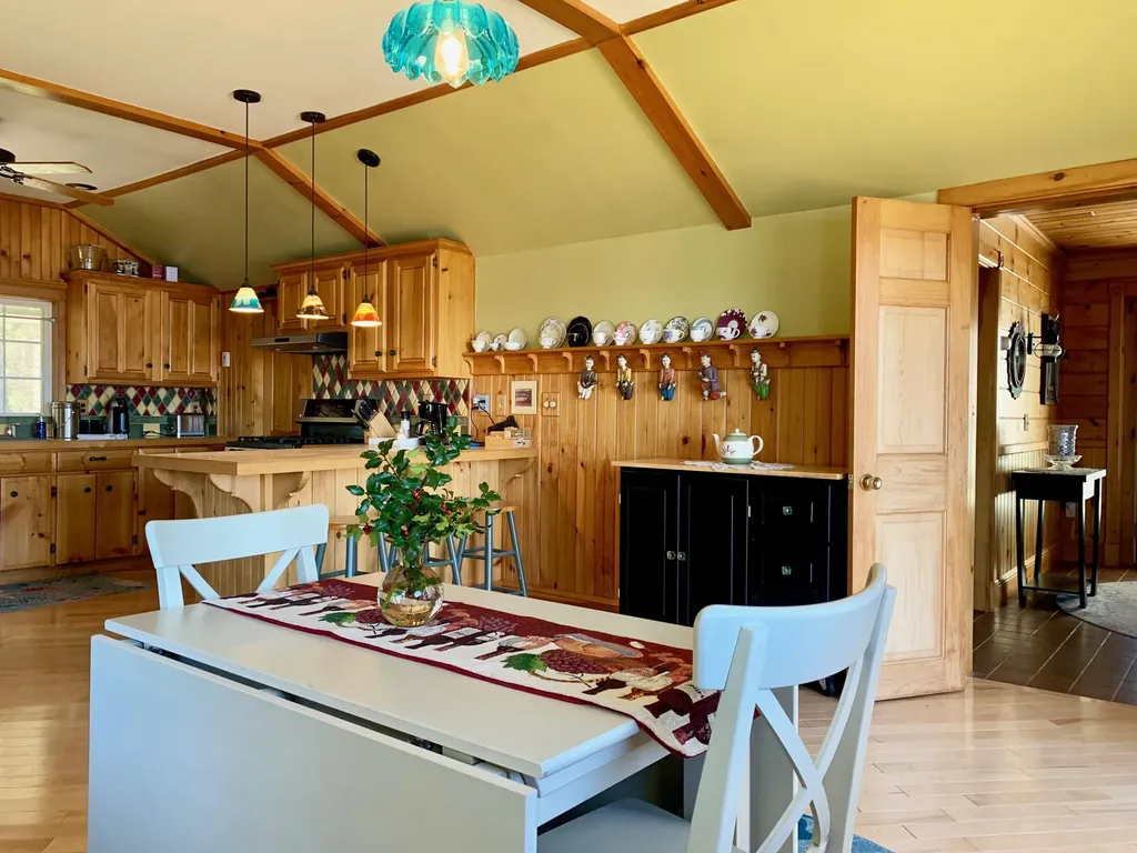 42 Huckins Cove Road Calais ME 04619