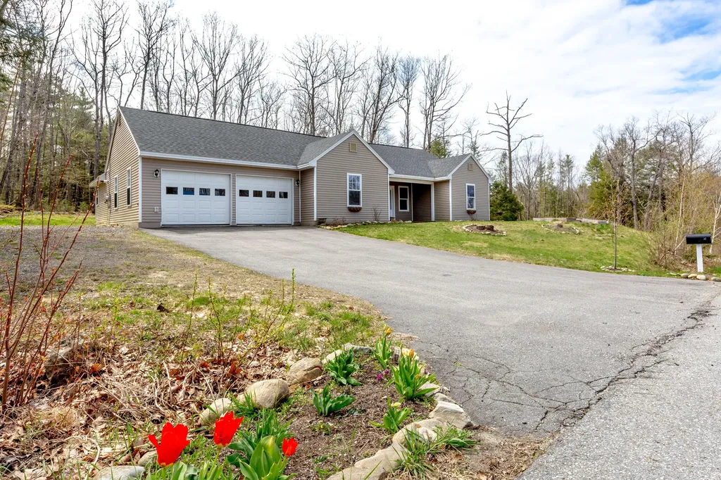 32 Partridge Drive Gardiner ME 04345