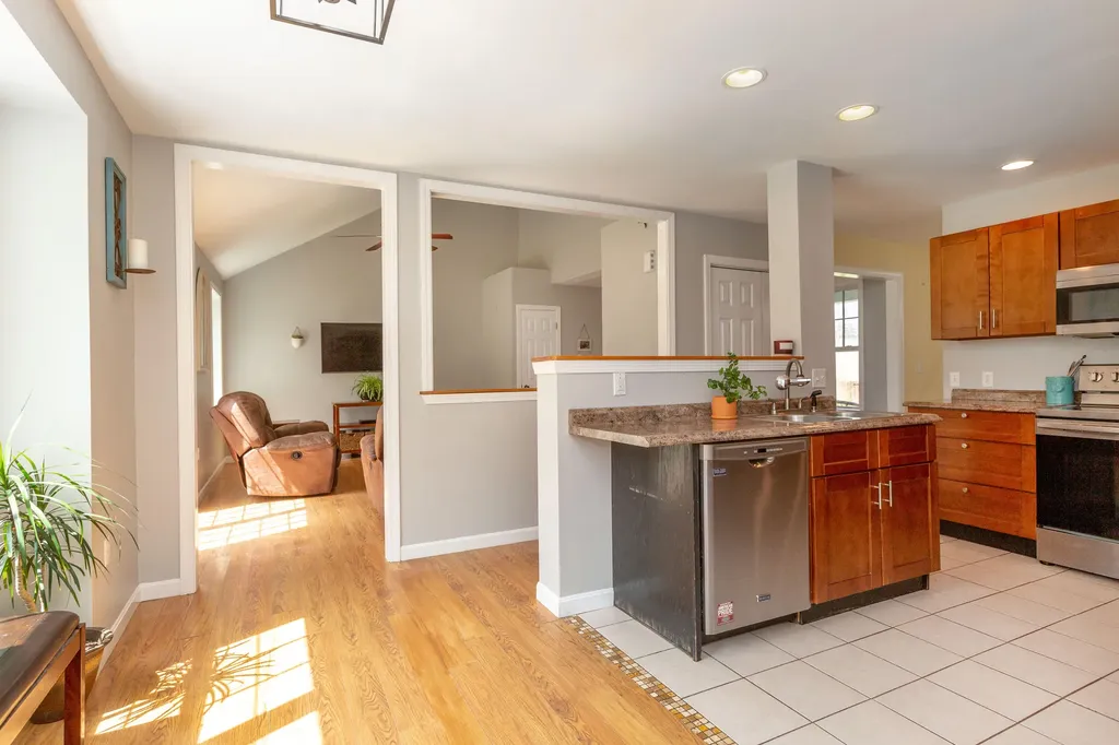 32 Partridge Drive Gardiner ME 04345
