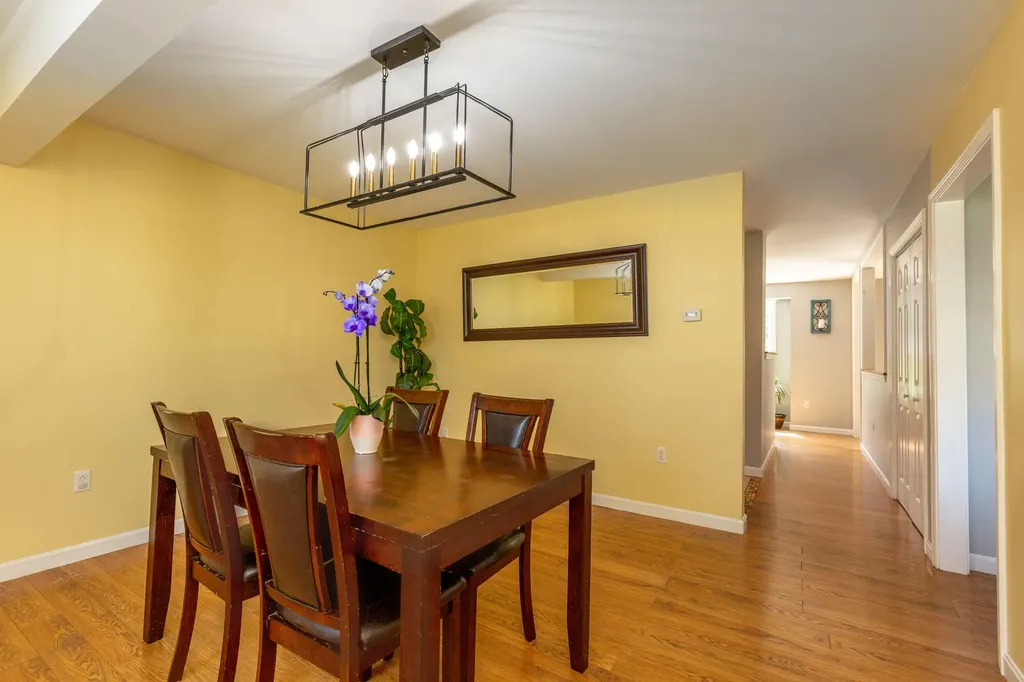 32 Partridge Drive Gardiner ME 04345