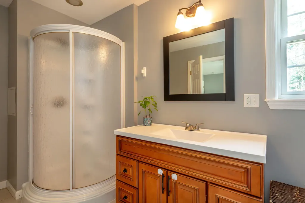 32 Partridge Drive Gardiner ME 04345