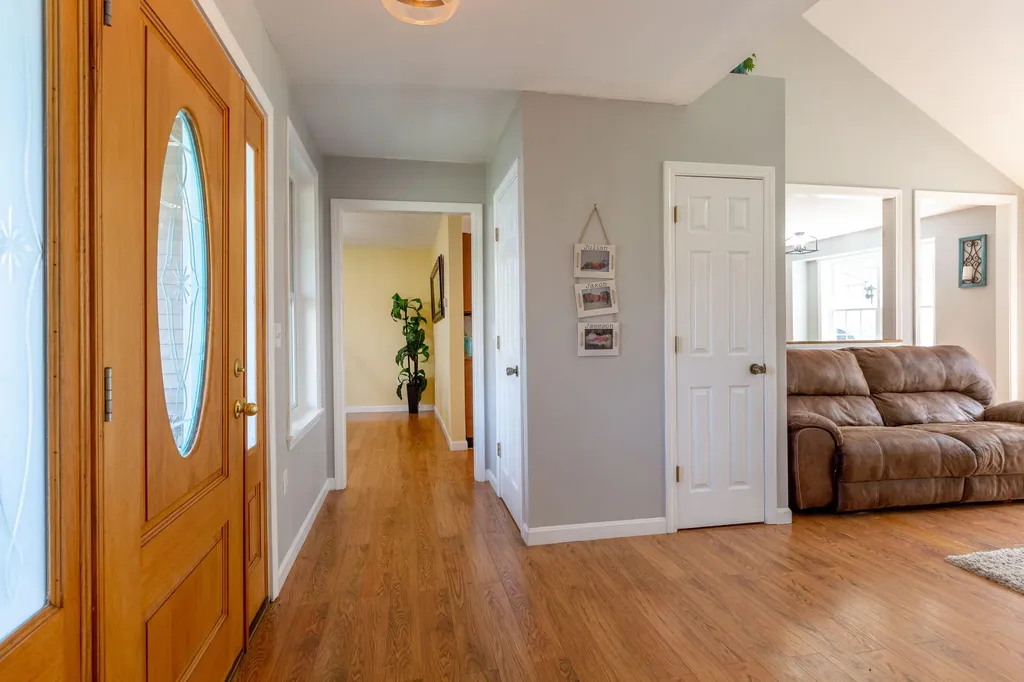 32 Partridge Drive Gardiner ME 04345