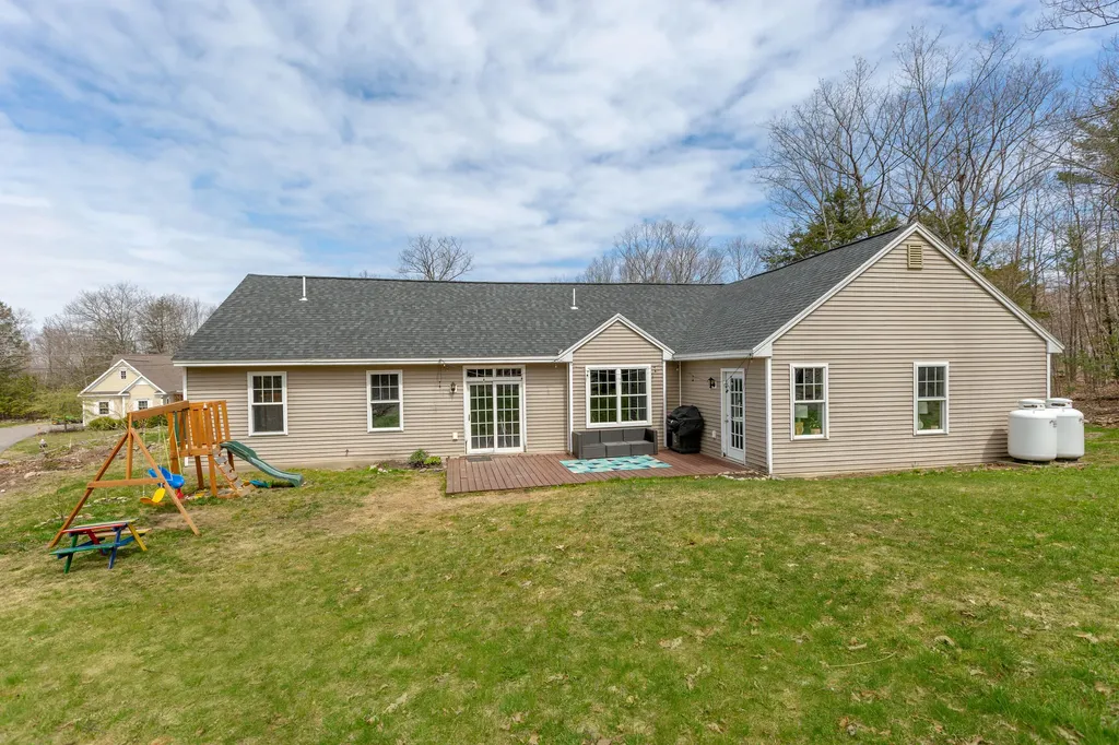 32 Partridge Drive Gardiner ME 04345