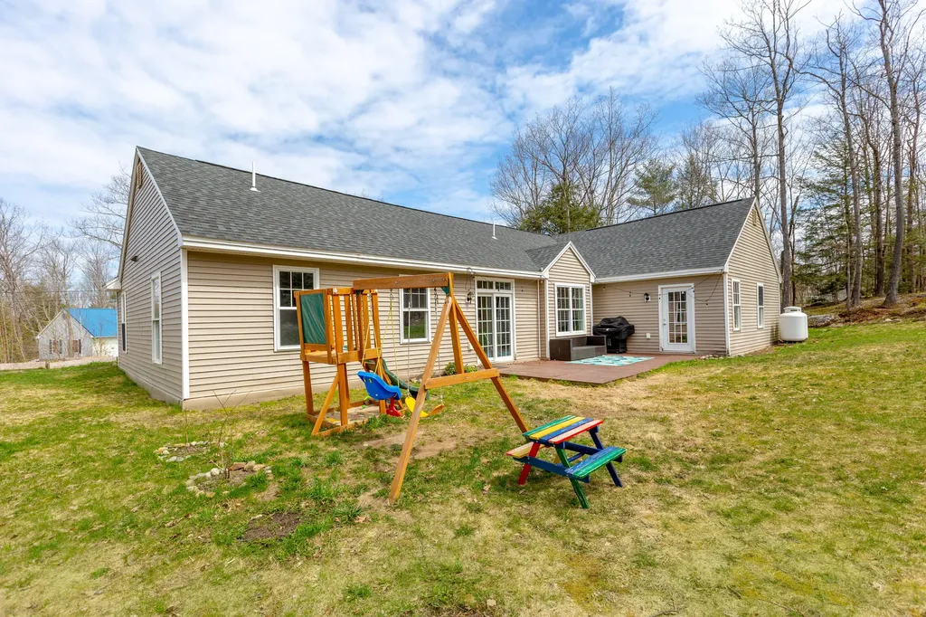 32 Partridge Drive Gardiner ME 04345