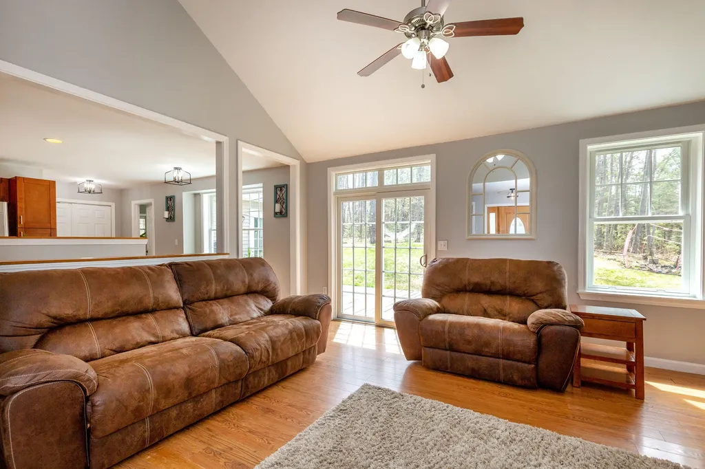 32 Partridge Drive Gardiner ME 04345