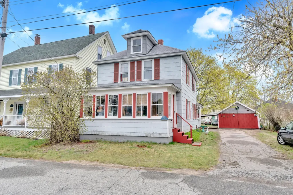 11 Errol Street Sanford ME 04073