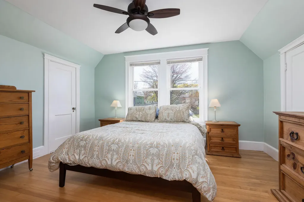 25 Gleckler Road Portland ME 04103