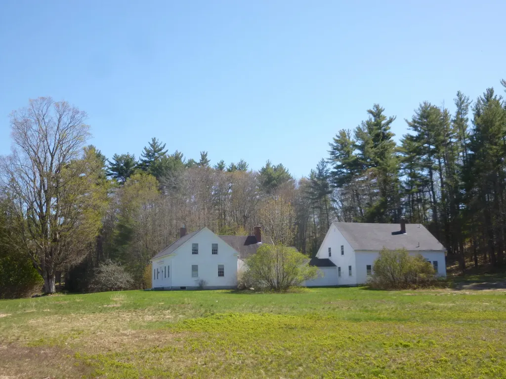 240 Ossipee Trail Limington ME 04049