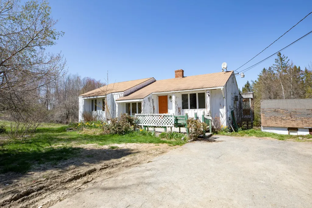 431 Clark Road Hermon ME 04401