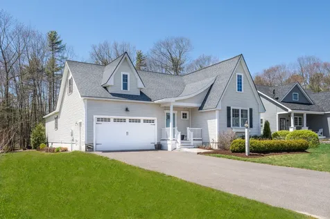 12 Chestnut Lane Kennebunk ME 04043