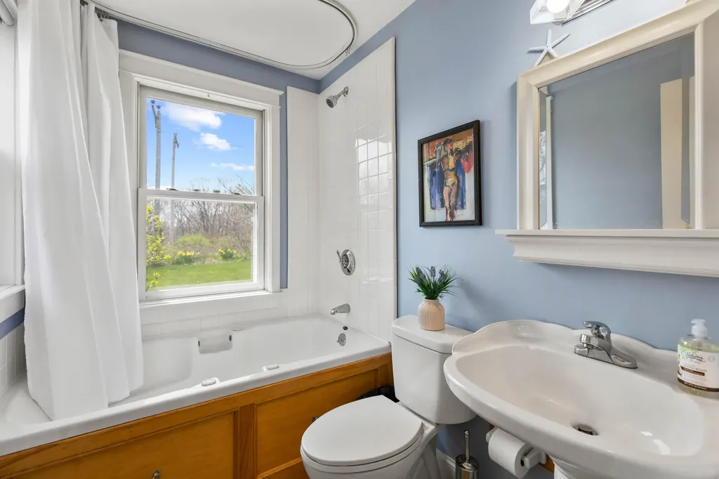 28 Willow Lane Portland ME 04102