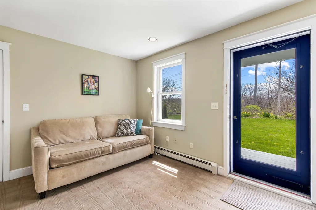 28 Willow Lane Portland ME 04102