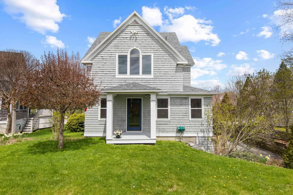 28 Willow Lane Portland ME 04102