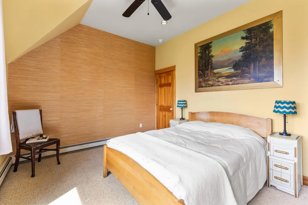 28 Willow Lane Portland ME 04102