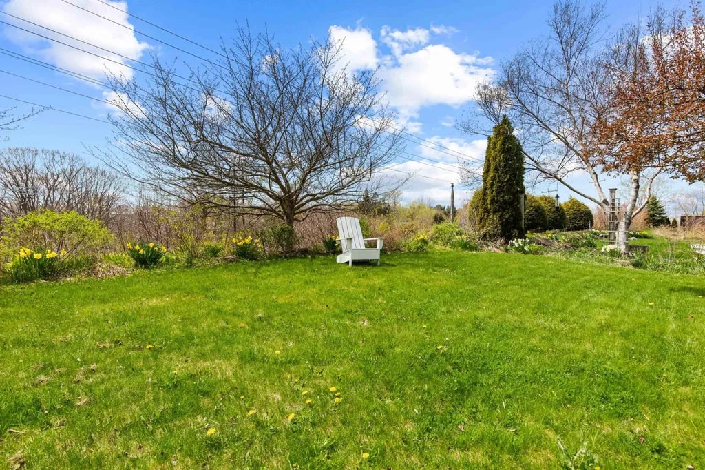 28 Willow Lane Portland ME 04102