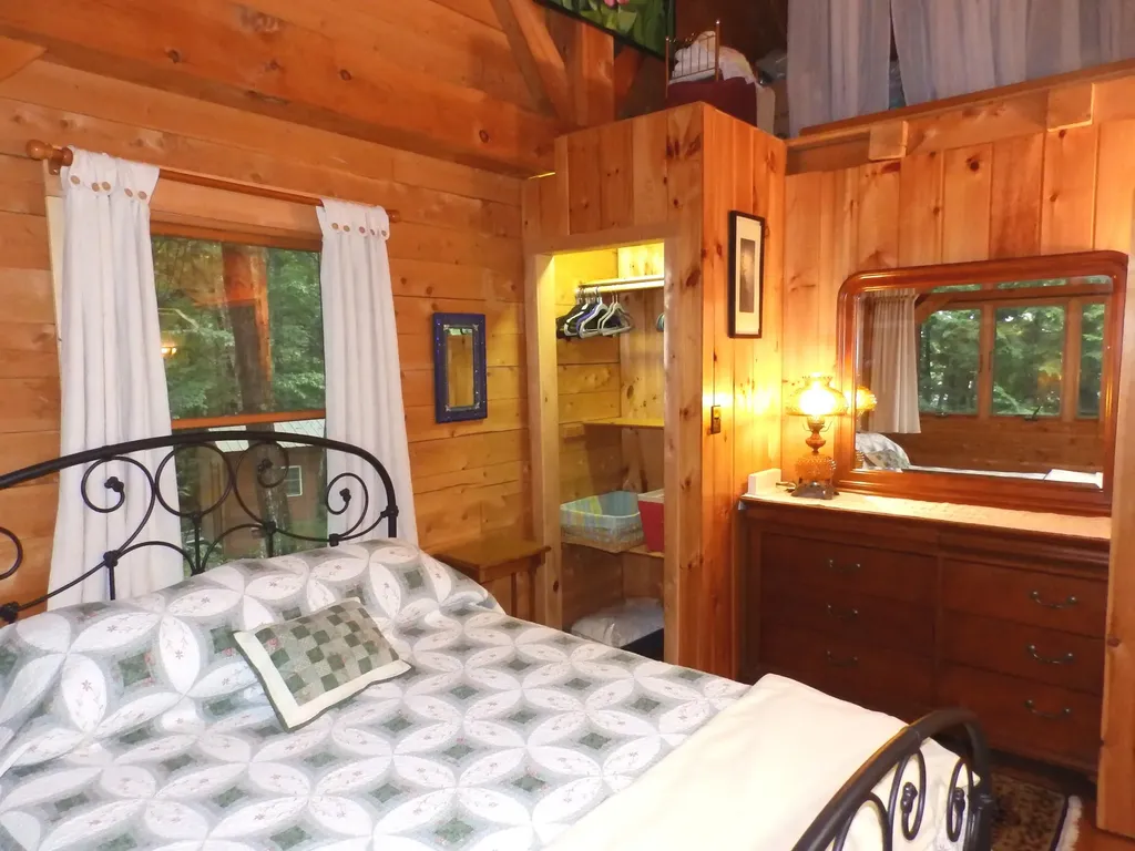 40 Hutchins Street Norway ME 04268
