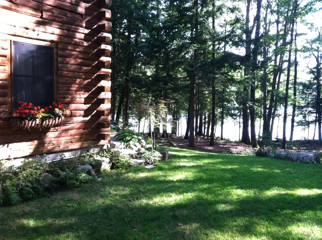 40 Hutchins Street Norway ME 04268