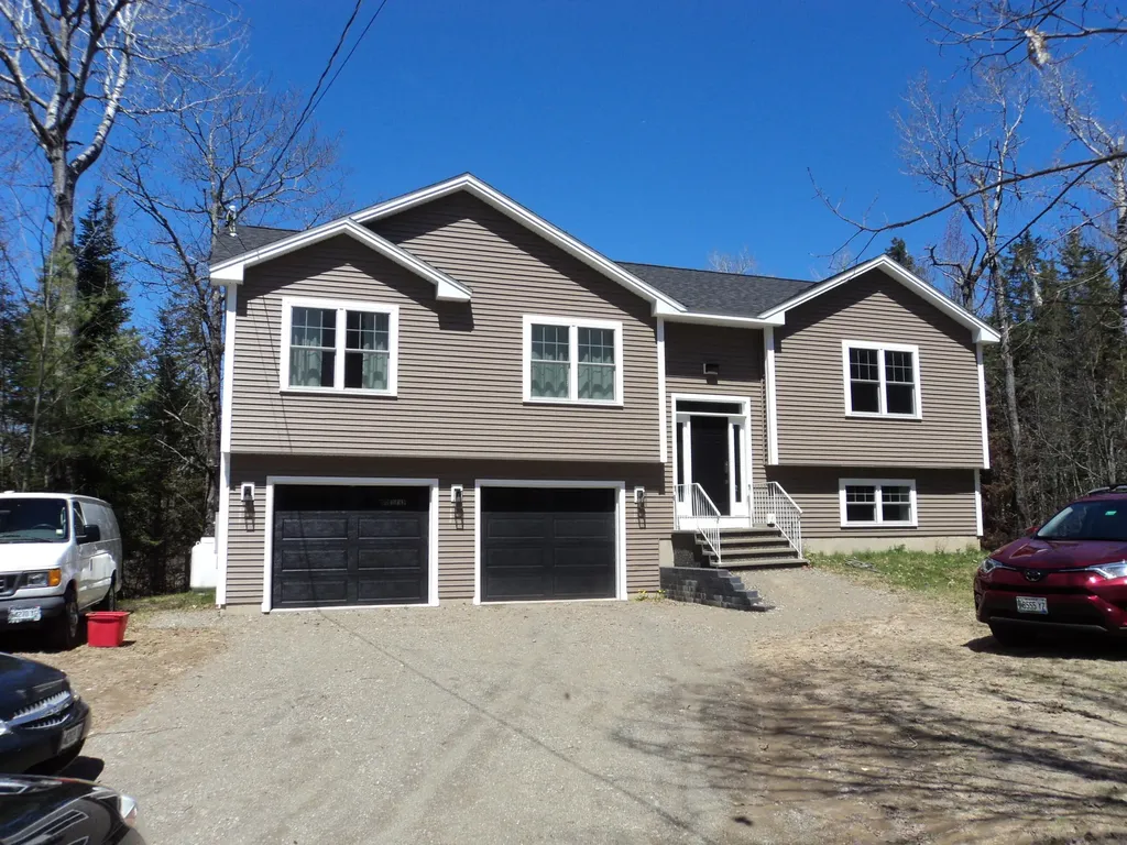 105 Rooks Road Eddington ME 04428