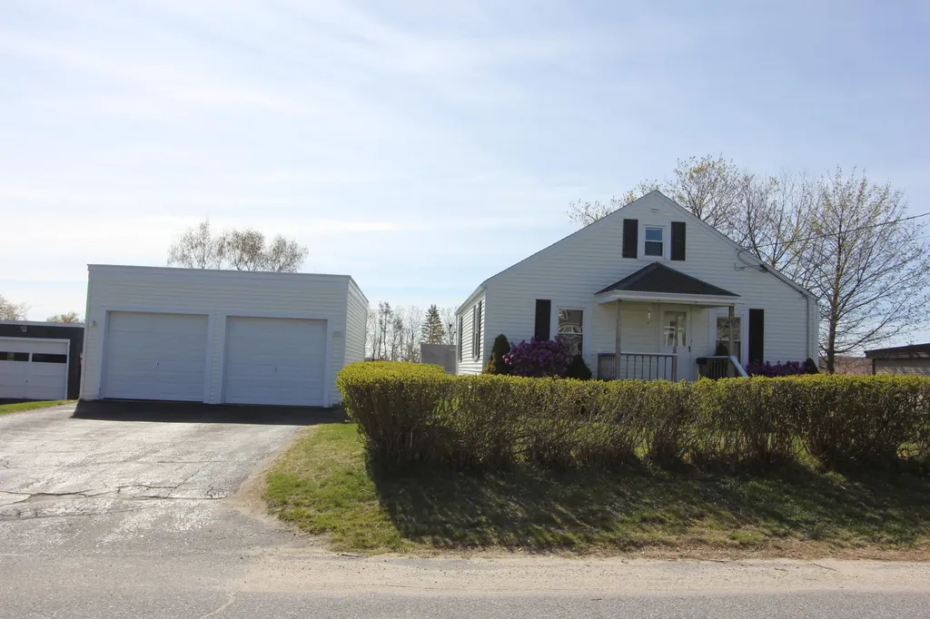 45 Cassell Street Lewiston ME 04240