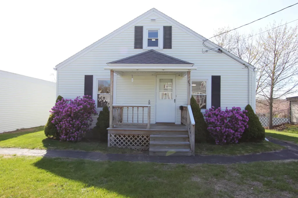 45 Cassell Street Lewiston ME 04240