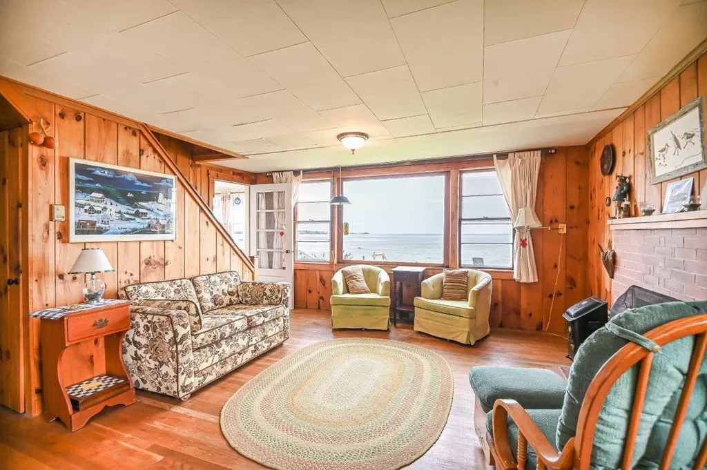 21 Lobster Cove Road Extension York ME 03909