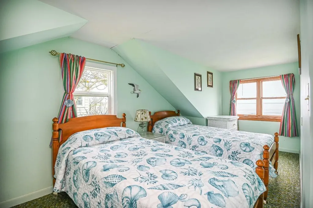 21 Lobster Cove Road Extension York ME 03909