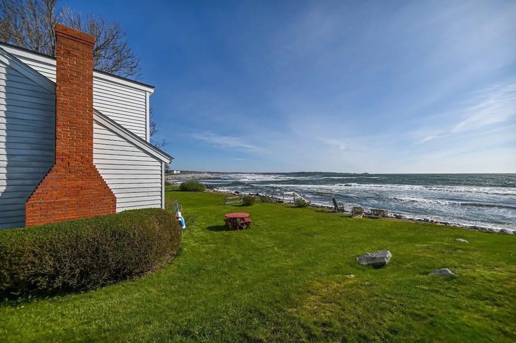 21 Lobster Cove Road Extension York ME 03909