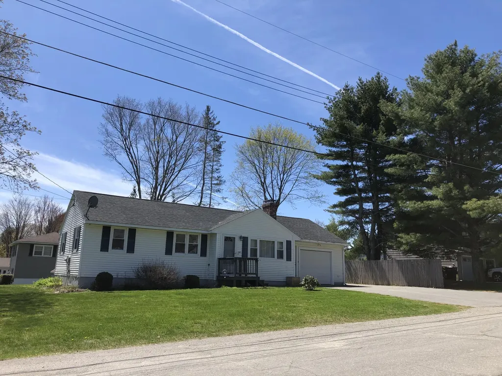 137 Dewitt Avenue Bangor ME 04401