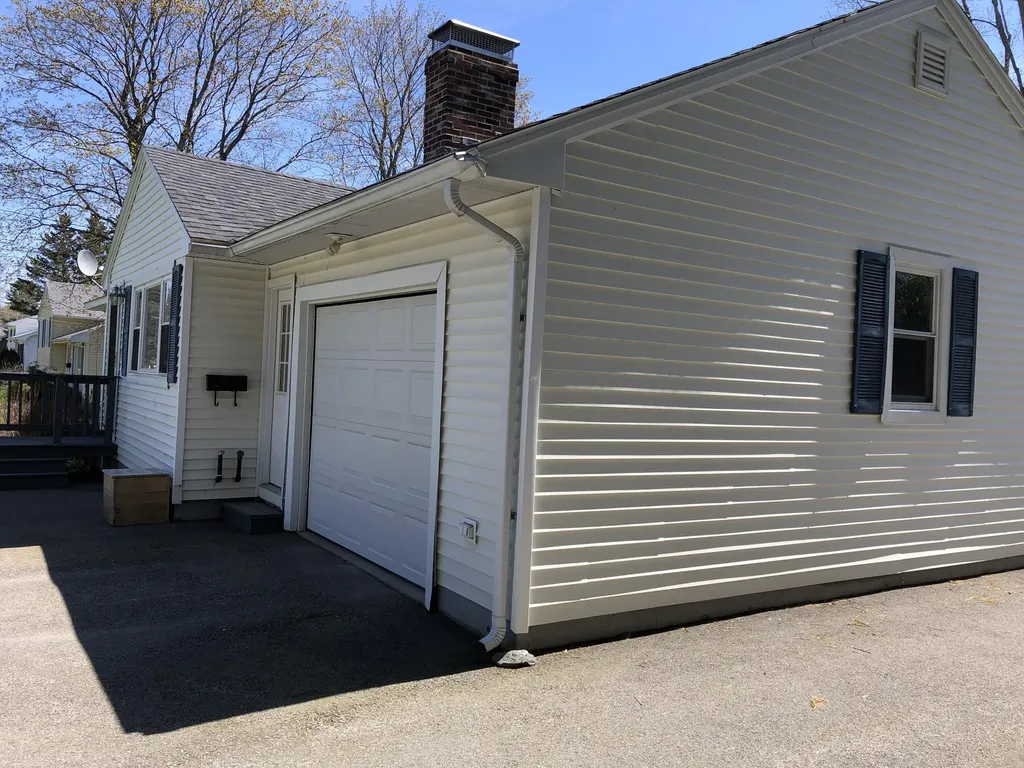 137 Dewitt Avenue Bangor ME 04401