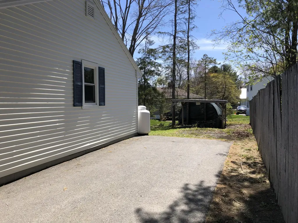 137 Dewitt Avenue Bangor ME 04401
