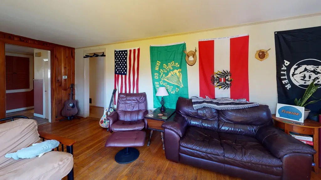 12 Gardner Road Orono ME 04473