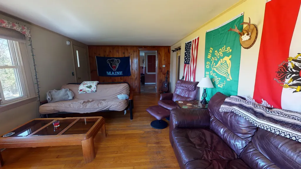 12 Gardner Road Orono ME 04473