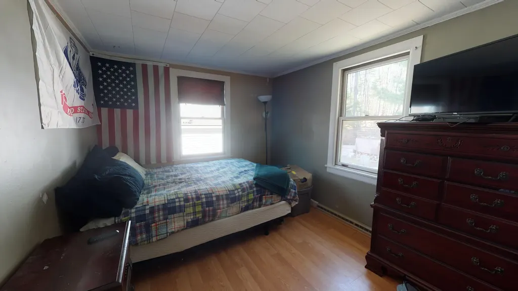 12 Gardner Road Orono ME 04473
