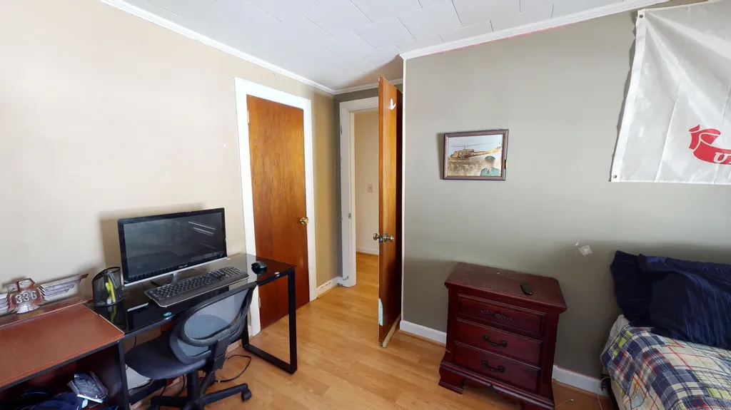 12 Gardner Road Orono ME 04473